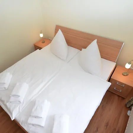 Seerose - 15 * Sellin (Rugen)